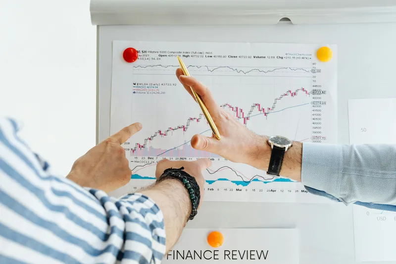 A user weighing Bright Money pros and cons